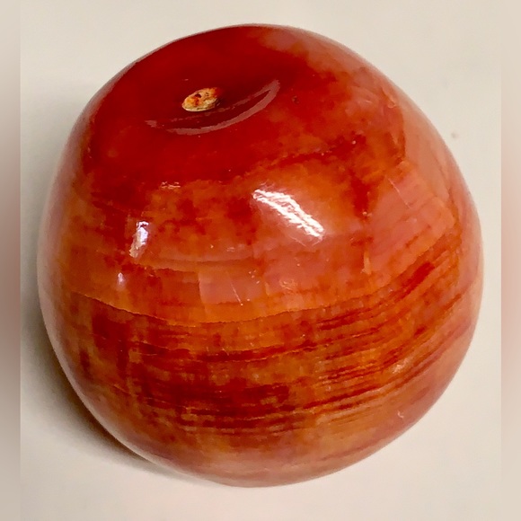 Mid Century Vintage Hand Carved Onyx Marble Apple Figurine Paperweight Sculpture - Picture 11 of 16